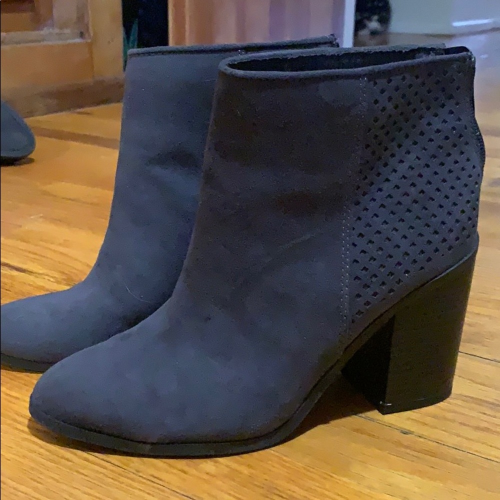 American eagle booties